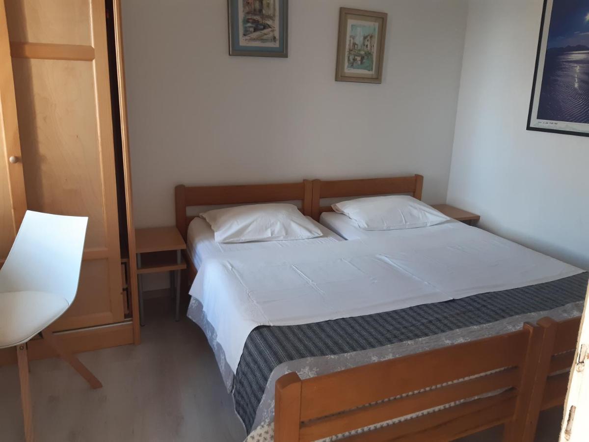 שיבניק Apartmani Sanja מראה חיצוני תמונה